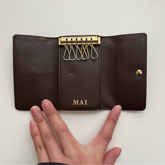 Louis Vuitton Ebene Key Holder - Picture 2 of 6